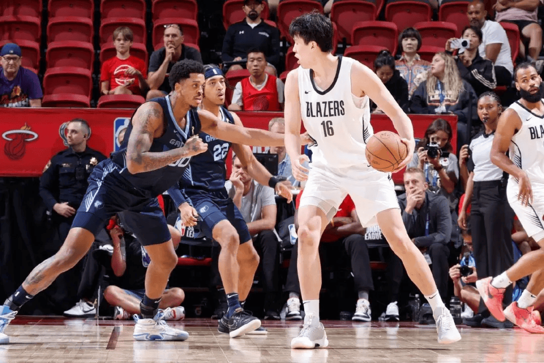 开云-亮相NBA夏季联赛，杨瀚森连续两场交出全能数据