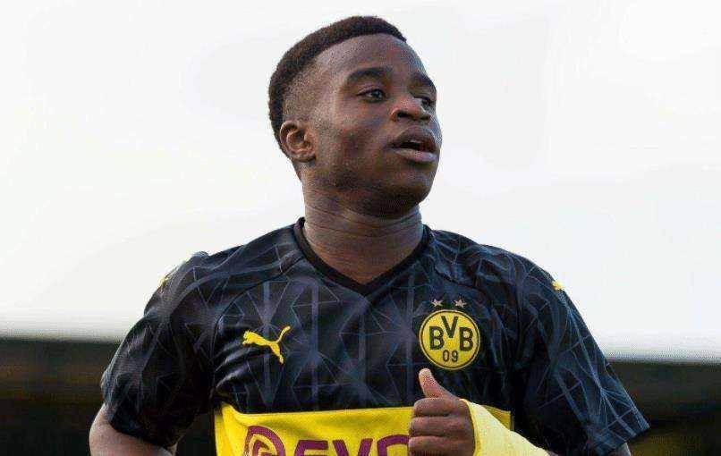 托希尔认为，维罗纳可以考察穆科科，巴雷拉留队的条件复杂