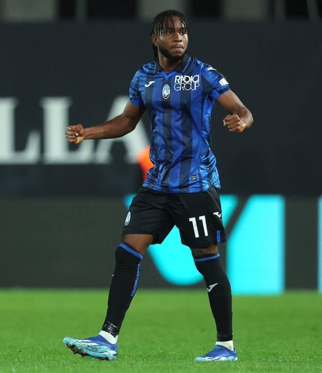 再见国际米兰,主帅爱将被英超截胡,错失3大名将,管理层在度假