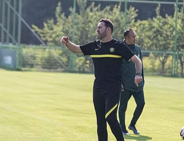 古加：国安现在目标仍是中超和足协杯双冠王，还没和国安续约！