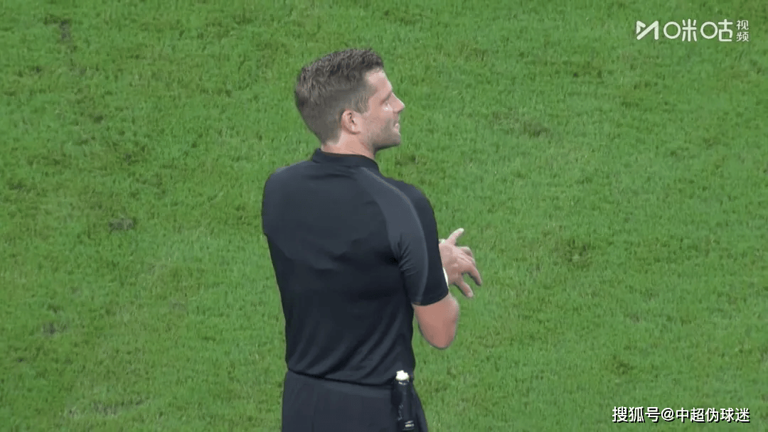 中超26轮裁判选派：外籍裁判执哨保级大战，邢琦复出，麦麦提江在列