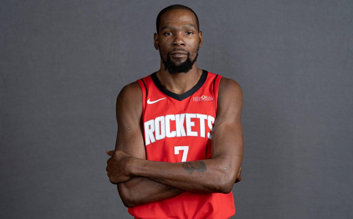 开云-一纸双向合同，火箭队签下23岁MVP，助力新赛季飙升！