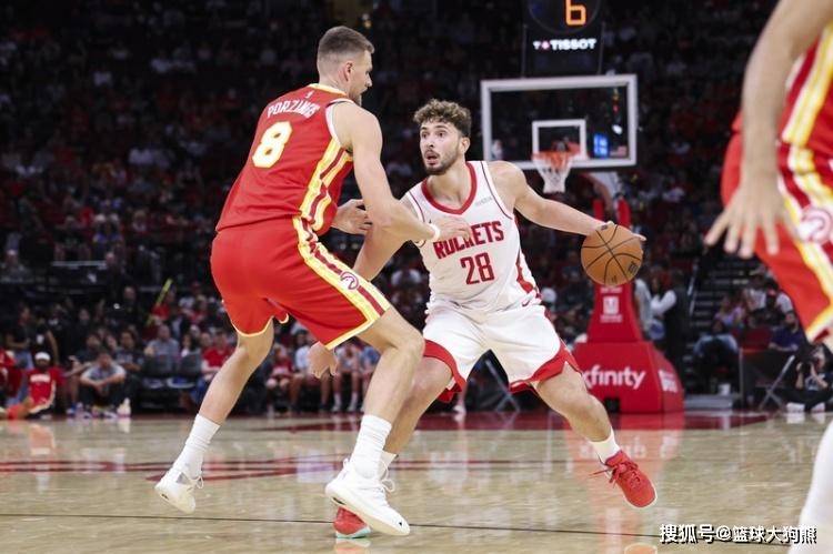 2场狂胜31个篮板!火箭队3高塔+前锋群镇守篮下,优势再次扩大