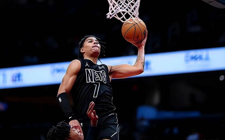 开云体育-克利夫兰骑士签下前活塞球员基利安-海斯，拒绝欧洲豪门邀约